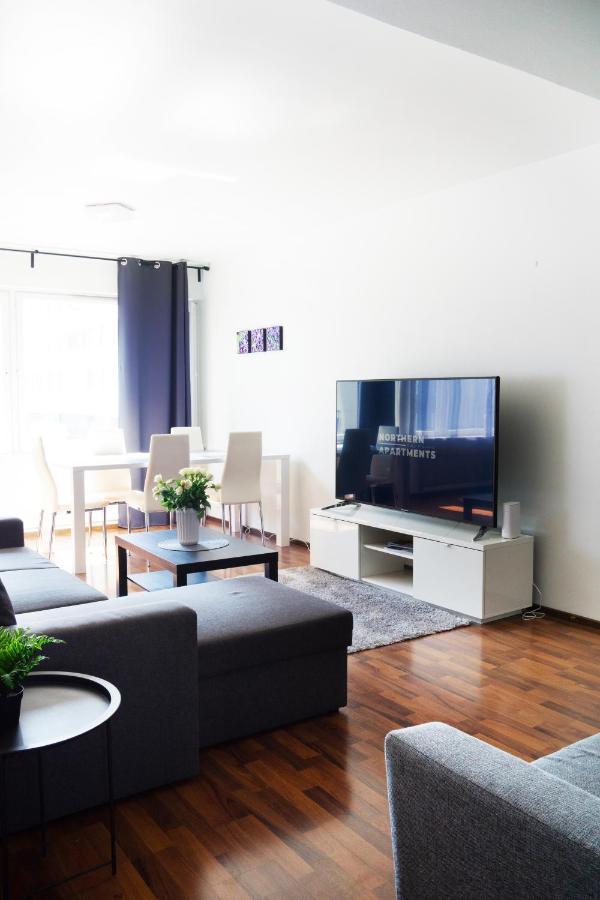 Oulu City Center 4-Room Apartment Parking Exterior foto